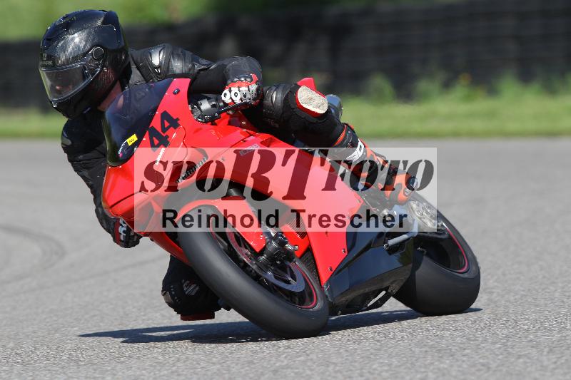/13 01.05.2025 Speer Racing ADR/Gruppe gelb/44